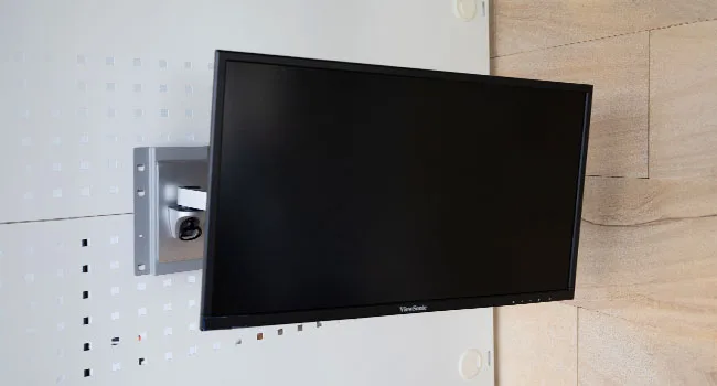 Monitor Arm — Available ≤ 27" LCD/TV