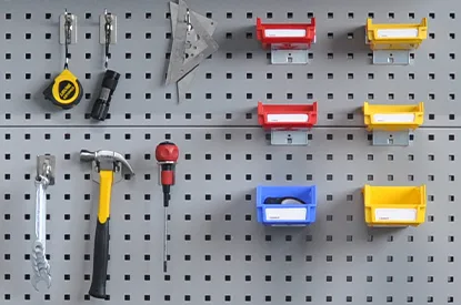Hanger Rack — Single-sided ❘ KR-13 — Perforated board