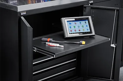 Professional Workstation — Storage Cabinet — Adjustable shelf