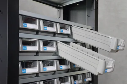 Professional Workstation — Drawer Rack — Drawer stop design