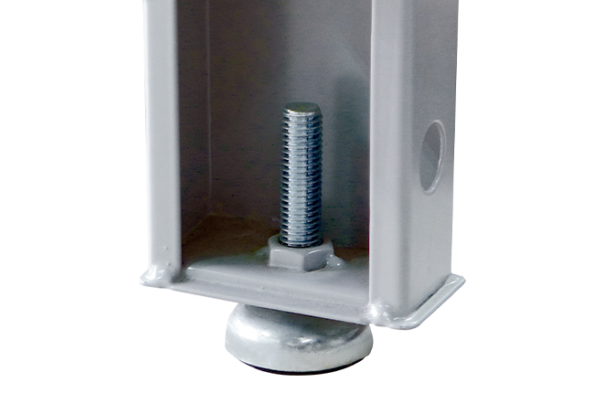 With leveler screws
